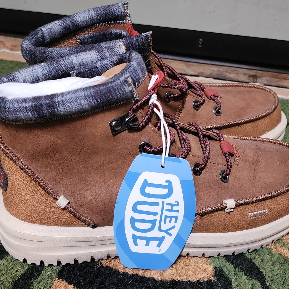 Hey Dude Bradley Classic Cognac Boots U.S Junior Size 5, Adult Size 6.5-7 NWT